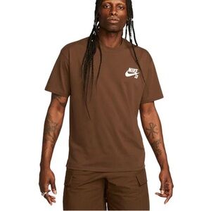Nike SB Logo T-Shirt Cacao Wow/White size XS